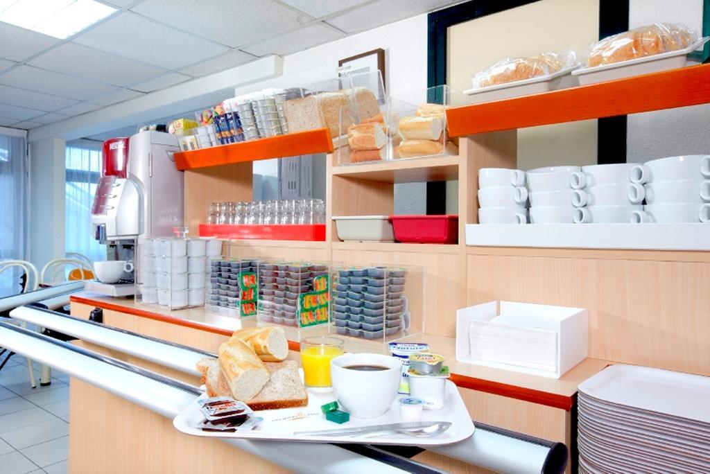 Premiere Classe Niort Est La Crèche Kültér fotó
