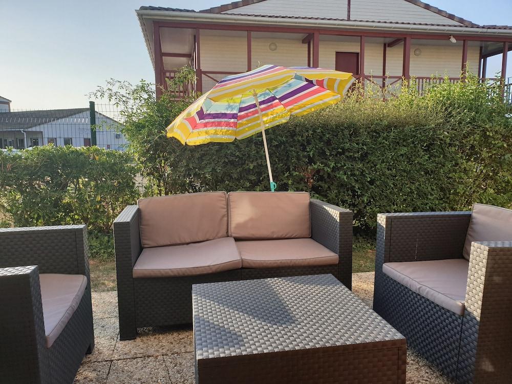 Premiere Classe Niort Est La Crèche Kültér fotó