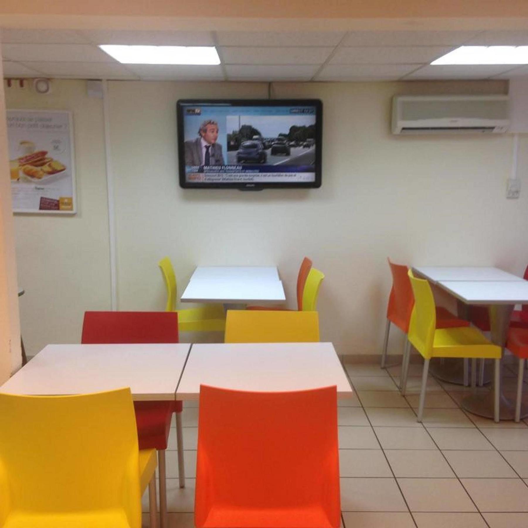 Premiere Classe Niort Est La Crèche Kültér fotó